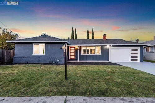 2174 Holbrook Dr, Concord, CA 94519-2041