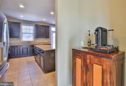 16609 Fox Chase Ct, Leesburg VA 20176-7845 exterior