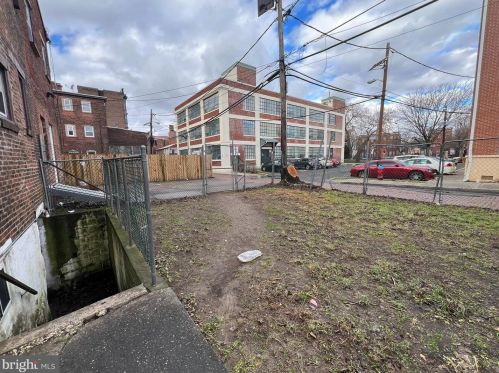 220 Hanover St, Trenton NJ exterior