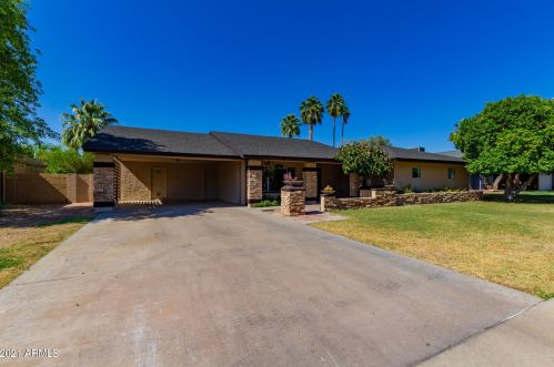 318 Acapulco Ln, Phoenix, AZ 85022-3620