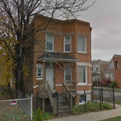 4500 Congress Pkwy, Chicago IL  60624-3013 exterior