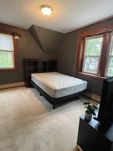 71 Winter Ct, Woonsocket RI  02895-1000 exterior