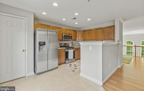 497 Cameron Sta Blvd, Alexandria VA 22304-8683 exterior