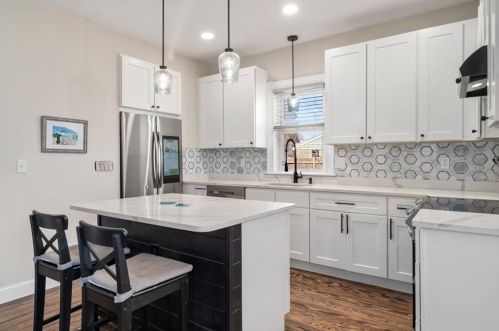 61 Tucker Ave, Providence RI  02905-3314 exterior