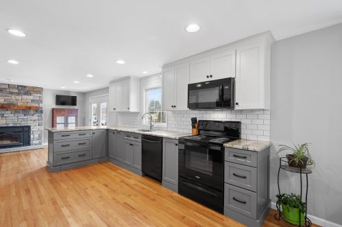 2360 Hidden Timber Dr, Pittsburgh PA 15241-3310 exterior