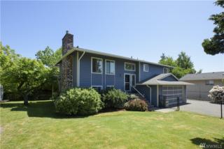 11020 Marine View Dr, Seattle WA  98146-1617 exterior