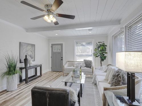 131 Hull St, Denison TX  75021-4917 exterior