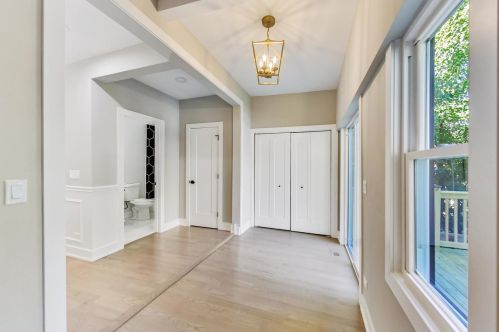 3800 Eddy St, Chicago IL  60618-5014 exterior