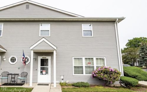 24 Jimal Dr, Middletown NY 10940-3650 exterior