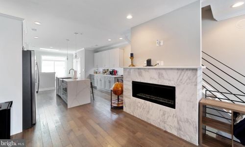 1239 17 St, Philadelphia PA 19121-5029 exterior