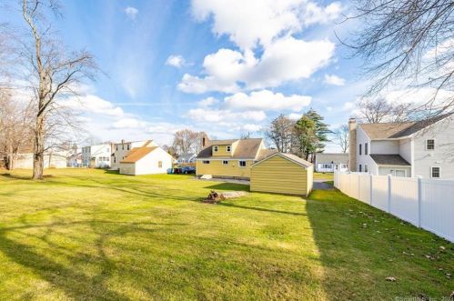 139 Howe Rd, New Britain CT  06053-1316 exterior