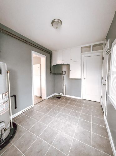 1054 Amity Ave, Meskegon MI  49442-3711 exterior