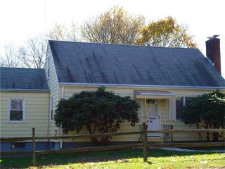 846 Tolland Tpke, Manchester CT  06042-1661 exterior