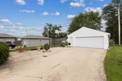 1818 Nicholson St, Joliet, IL 60403-2450