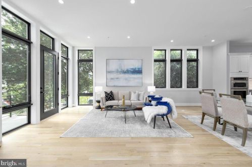 2912 26th St, Washington DC  20018-2516 exterior