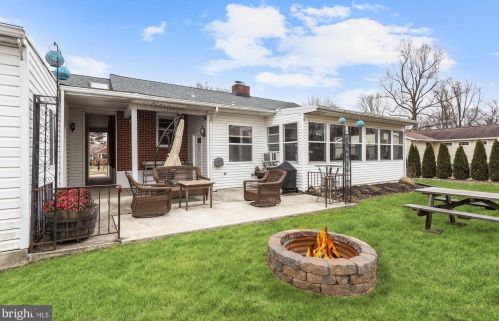 5030 Avoca Ave, Ellicott MD 21043-6615 exterior