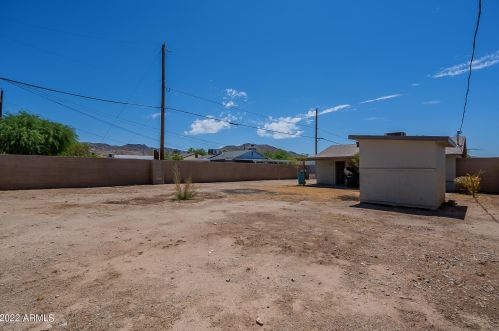 9235 4 Ave, Phoenix AZ 85041-5746 exterior