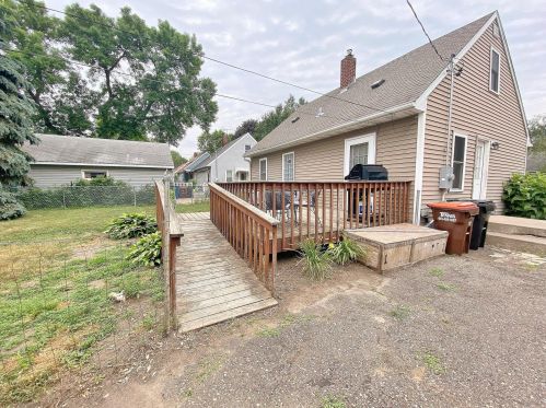 1891 Barclay St, Saint Paul MN 55109-4440 exterior