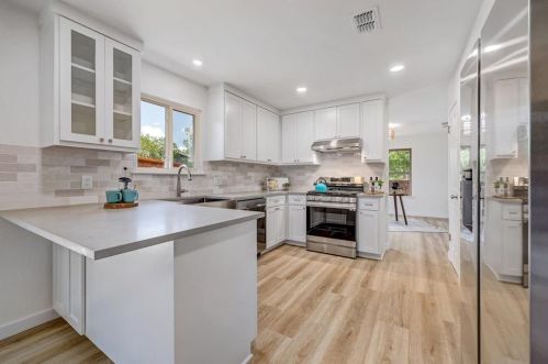 11903 Bobcat Trl, Austin TX exterior