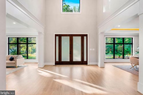 925 Saigon Rd, Mc Lean, VA 22102-2116