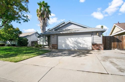 1105 Berea Dr, Turlock, CA 95382-6614