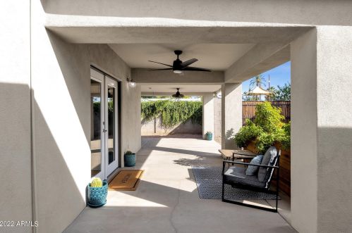 2545 15 St, Phoenix AZ 85040-1303 exterior