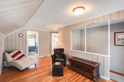 1401 Hartford Ave, Saint Paul MN 55116-1649 exterior