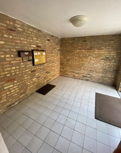 2155 Spaulding Ave, Chicago IL  60647-4898 exterior