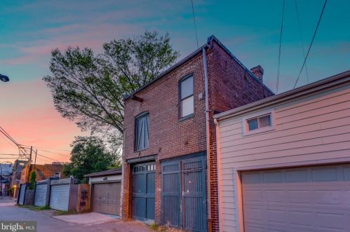 1314 T St, Washington DC  20009-4439 exterior