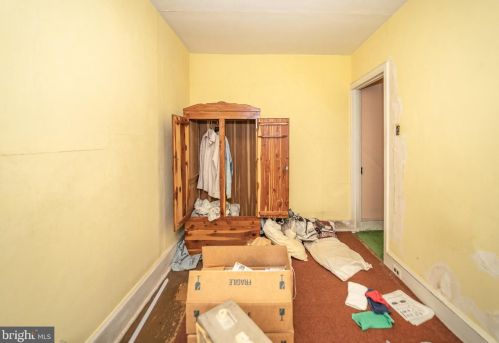 414 9 St, Chester PA 19013-2701 exterior