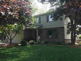 1935 Brookton Dr, Temperance, MI 48182-1355