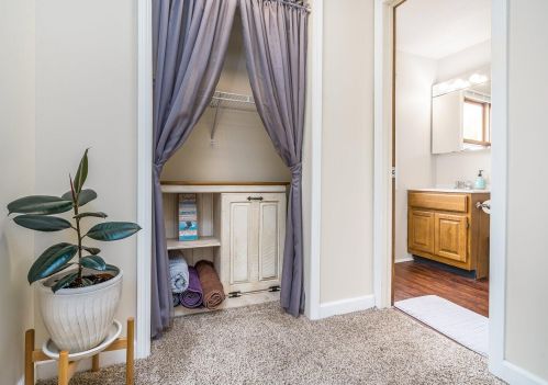 27 Inkster Ave, Kalamazoo MI  49001-6109 exterior