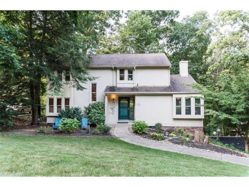 2298 Colony Ct, Pittsburgh, PA 15237-1561