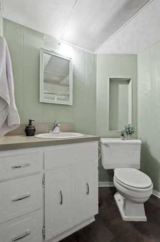 406 Good Ln, Pittsburgh PA 15237-2249 exterior