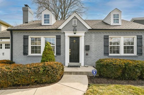 14 Waverton Dr, Saint Louis, MO 63124-1559