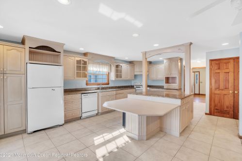 907 Ellison Ave, Point Pleasant Beach NJ 08742-2934 exterior