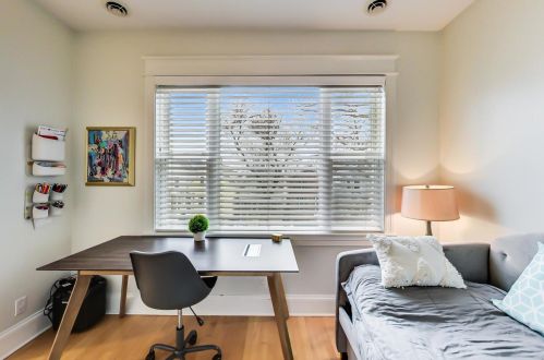 1840 Wellington Ave, Chicago IL 60657-4030 exterior