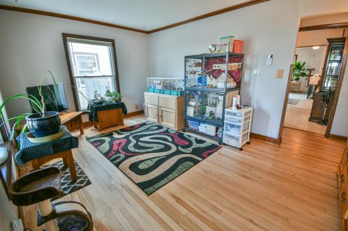 3617 60th St, Milwaukee, WI 53216-2713