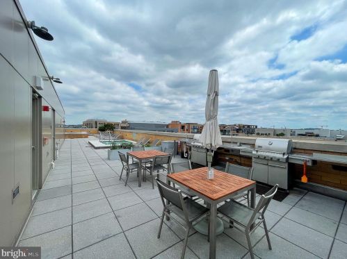 475 K St, Washington DC  20001-5252 exterior