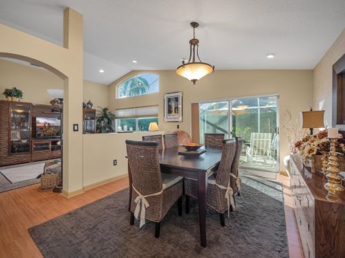 6834 Ashton St, Boynton Beach FL 33437-6040 exterior