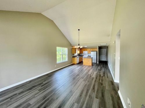 107 Northpointe Dr, Lithonia GA  31028-1447 exterior