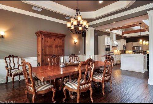 75 Ave, Naples FL exterior