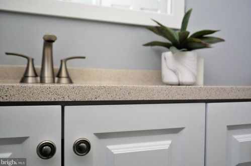 52 Steeplechase Cir, Chester PA 19014-1463 exterior