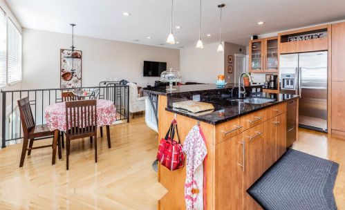 3852 Central Park Ave, Chicago IL 60629-4343 exterior