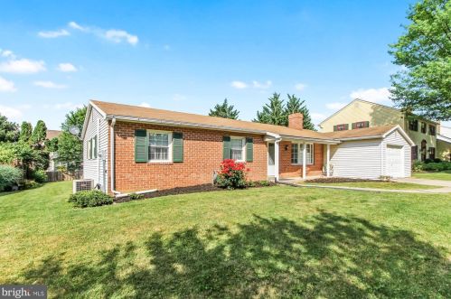 489 Clearview Rd, Hanover, PA 17331-1315