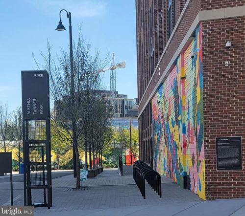 2114 4 St, Washington DC 20003-1101 exterior