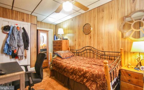 7132 Bryan St, Philadelphia PA 19119-1635 exterior