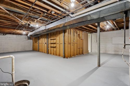 509 Diller Rd, Hanover PA 17331-4806 exterior