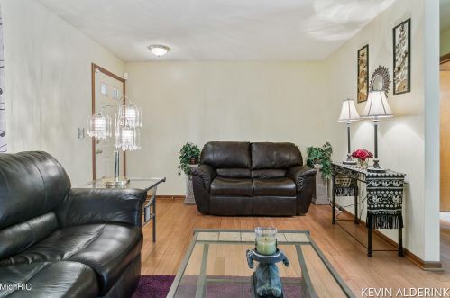 1892 56th St, Fennville MI 49408-8508 exterior