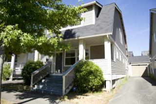 6532 30 Ave, Seattle WA  98117-6222 exterior